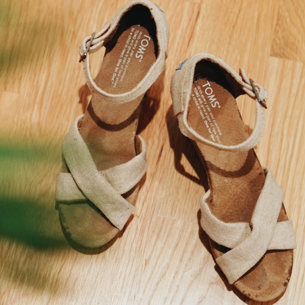 Toms Beige Espadrilles